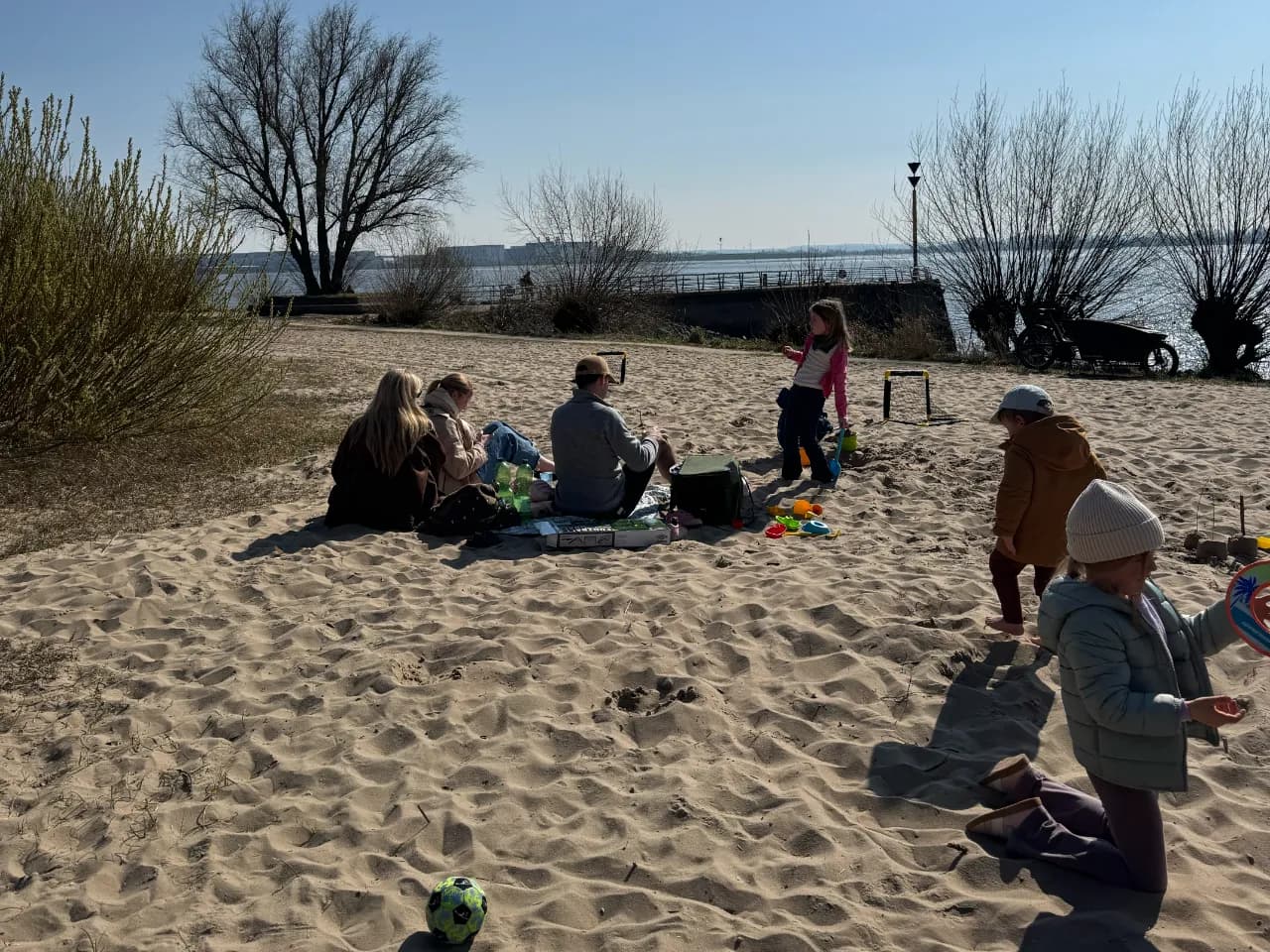 Spielplatz Trenknerweg – Outdoor-Spielplatz für Kinder